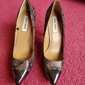 Steve Madden Brown Snake Print Metal Toe Heels